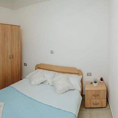 Apartmani Mozaici Risan Exterior foto