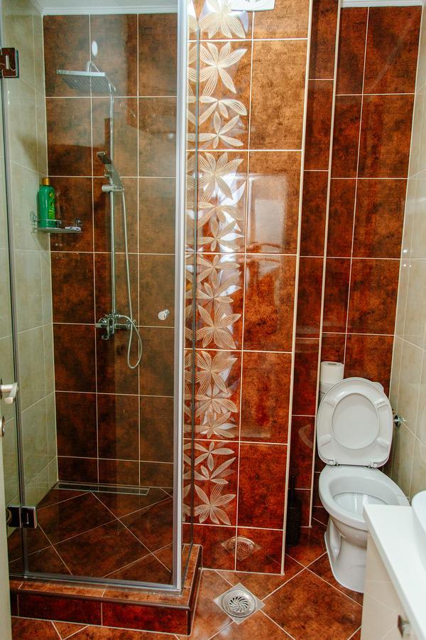 Apartmani Mozaici Risan Exterior foto